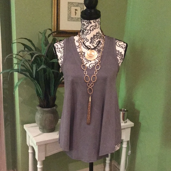 MUST feel this top!! - Picture 1 of 4